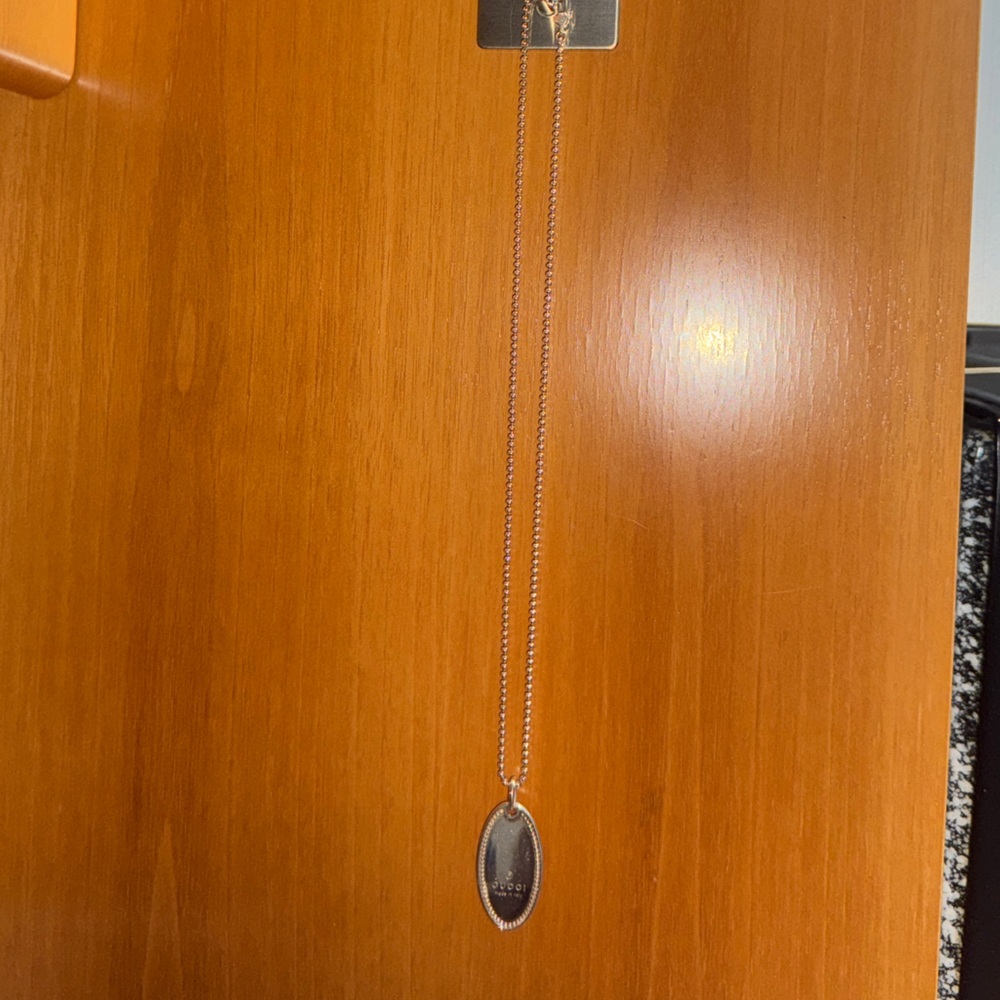 Gucci Silver Pendant Necklace - Picture 3 of 4
